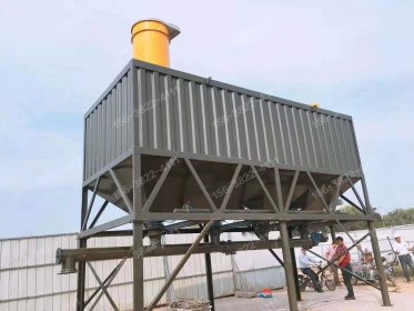 洛陽機場50噸臥式水泥倉現場